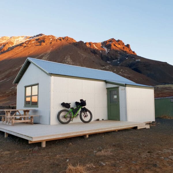 Hlöðuvellir / Skáli