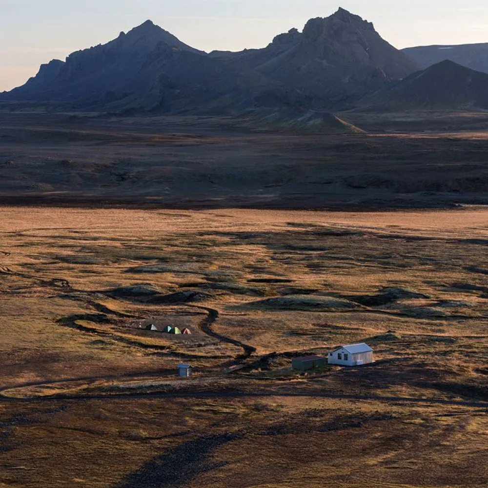 Hlöðuvellir / Tjaldsvæði